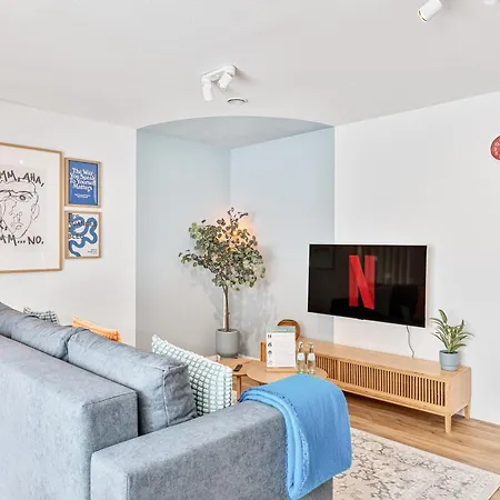 Whonap - Bluvyn I Business I Parkplatz I Balkon I Apartment *